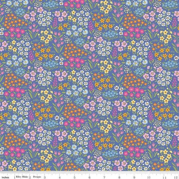 Floral Fields in Periwinkle (c16971-periwinkle) | Little Darlin' | Riley Blake Designs | Riley Blake