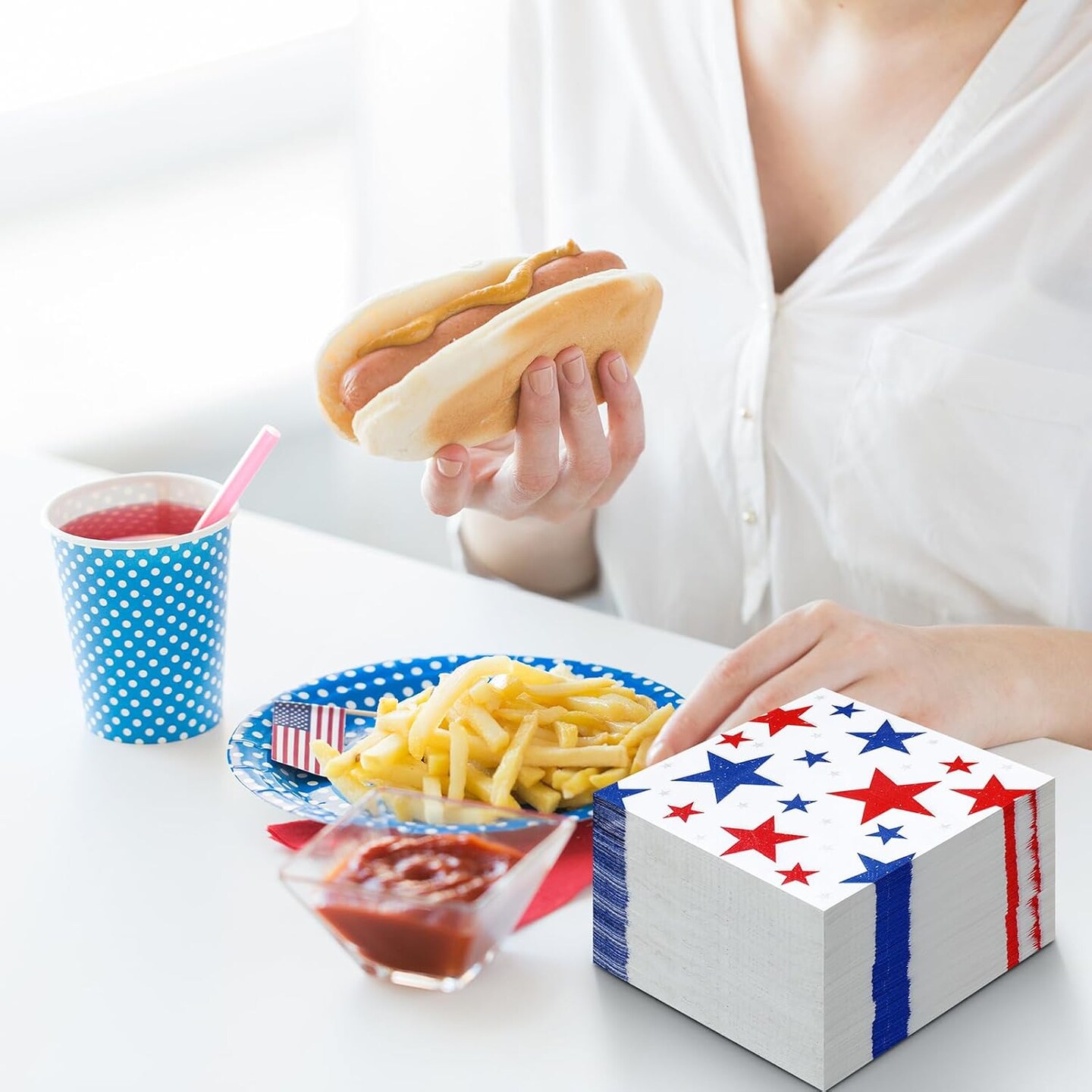200-Pack American Flag Cocktail Napkins, Red White and Blue Patriotic Disposable Paper Napkins for 4th of July, Independence Day, Veterans Day and Election Decorations (Square Star)