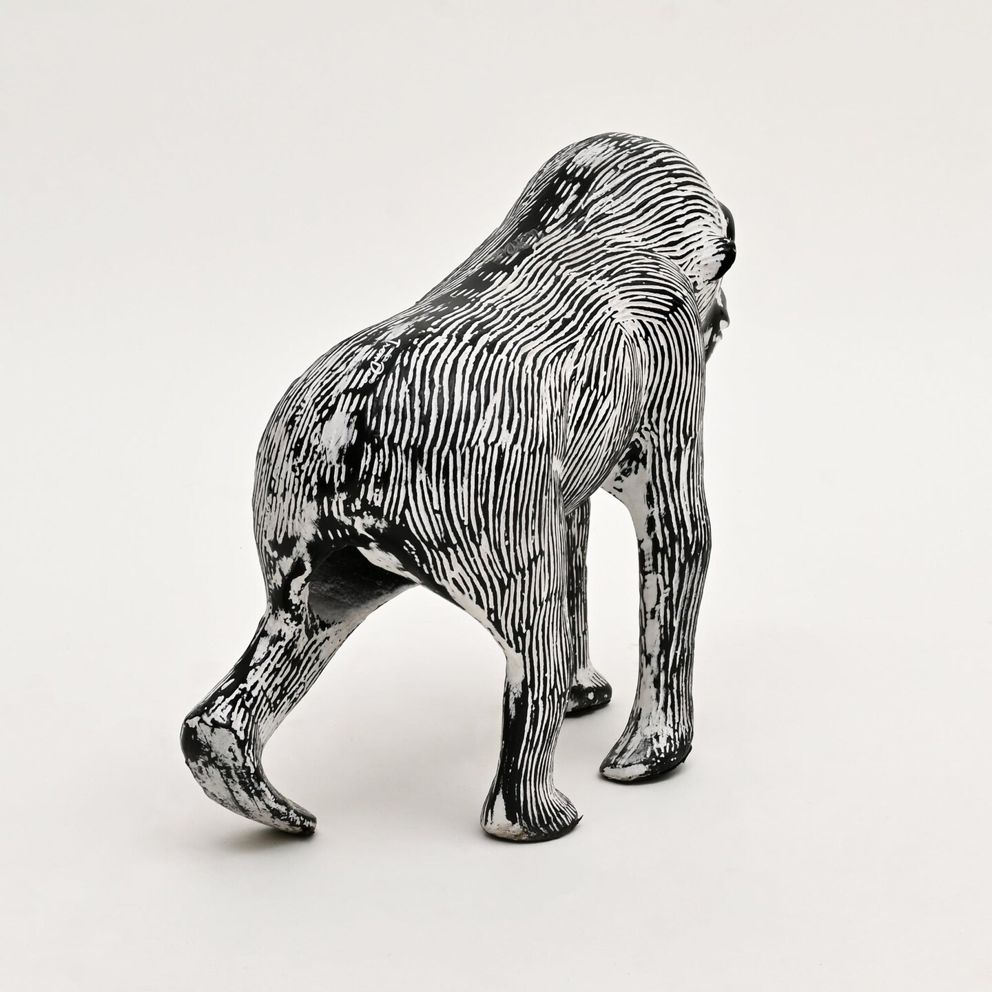 Decorative Gorilla Aluminum Animal Sculpture with Blackwash Finish, 15.5x6x12.5" | Unique Table Décor Figurine