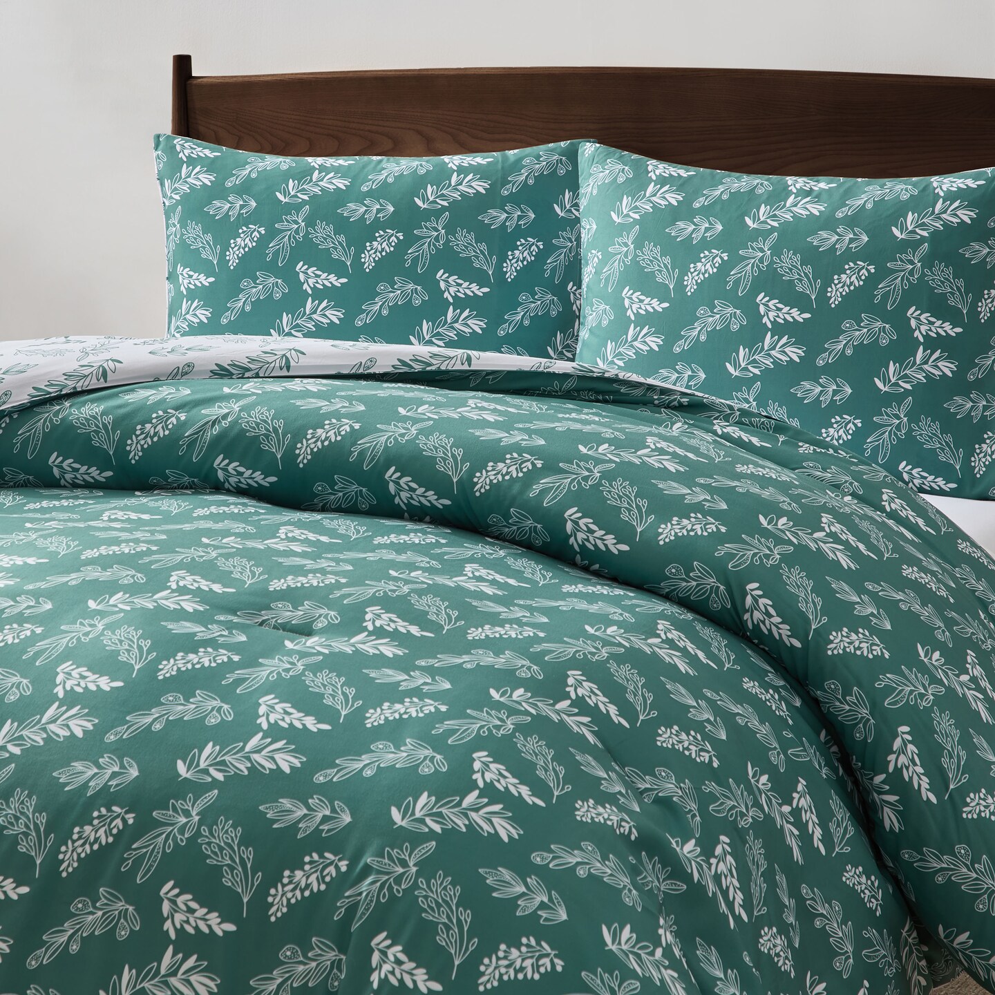 CraftBud 3PC Reversible Botanical Printed Comforter Bedding Set