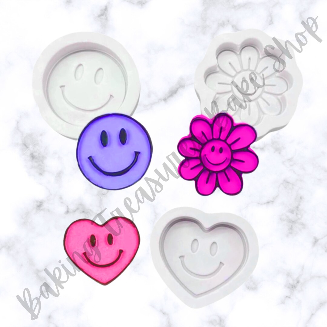 Round Smiley Face