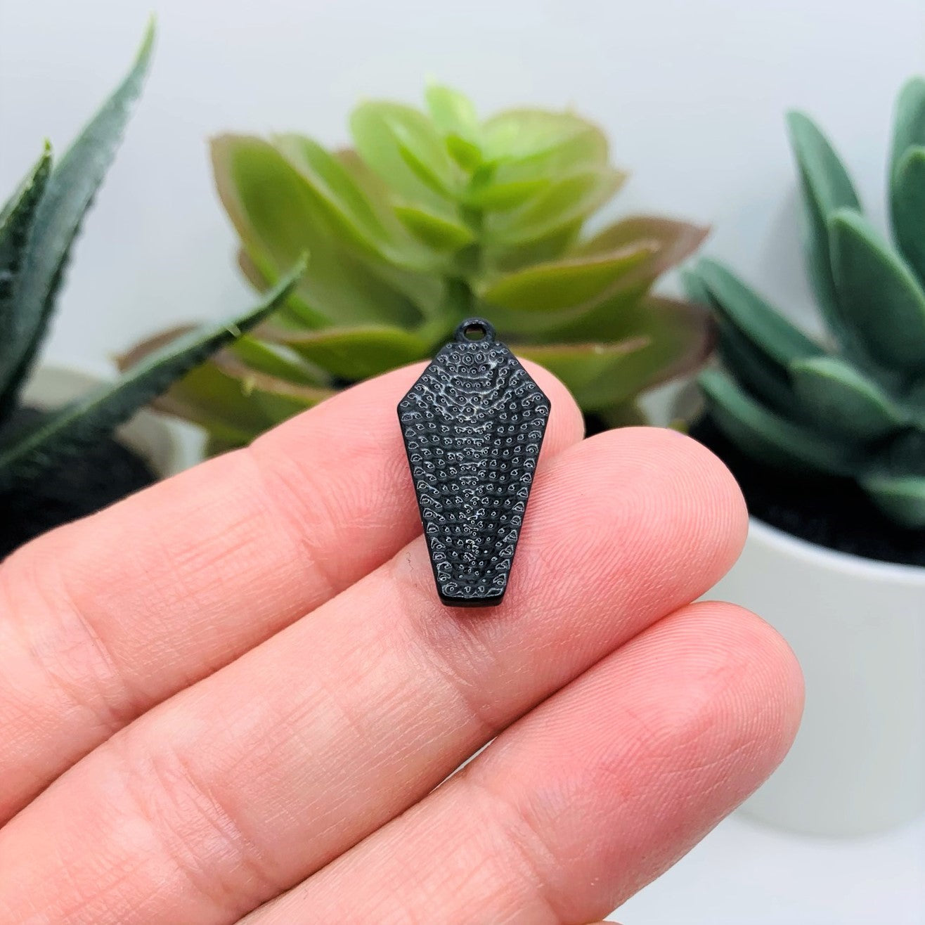 4, 20 or 50 Pieces: Black Vampire Coffin Charms
