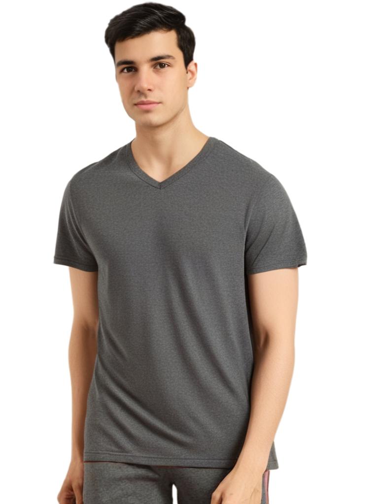 Gildan Softstyle V-Neck Short Sleeve T-Shirt for Casual Wear, Gym Outfits & Custom Printing Cotton Tee
