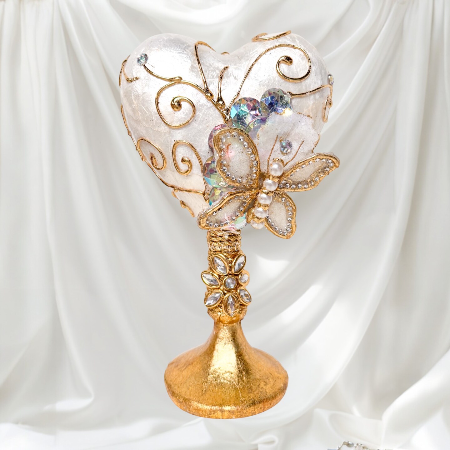 Valentine&#x27;s Day and Wedding Tabletop Decor