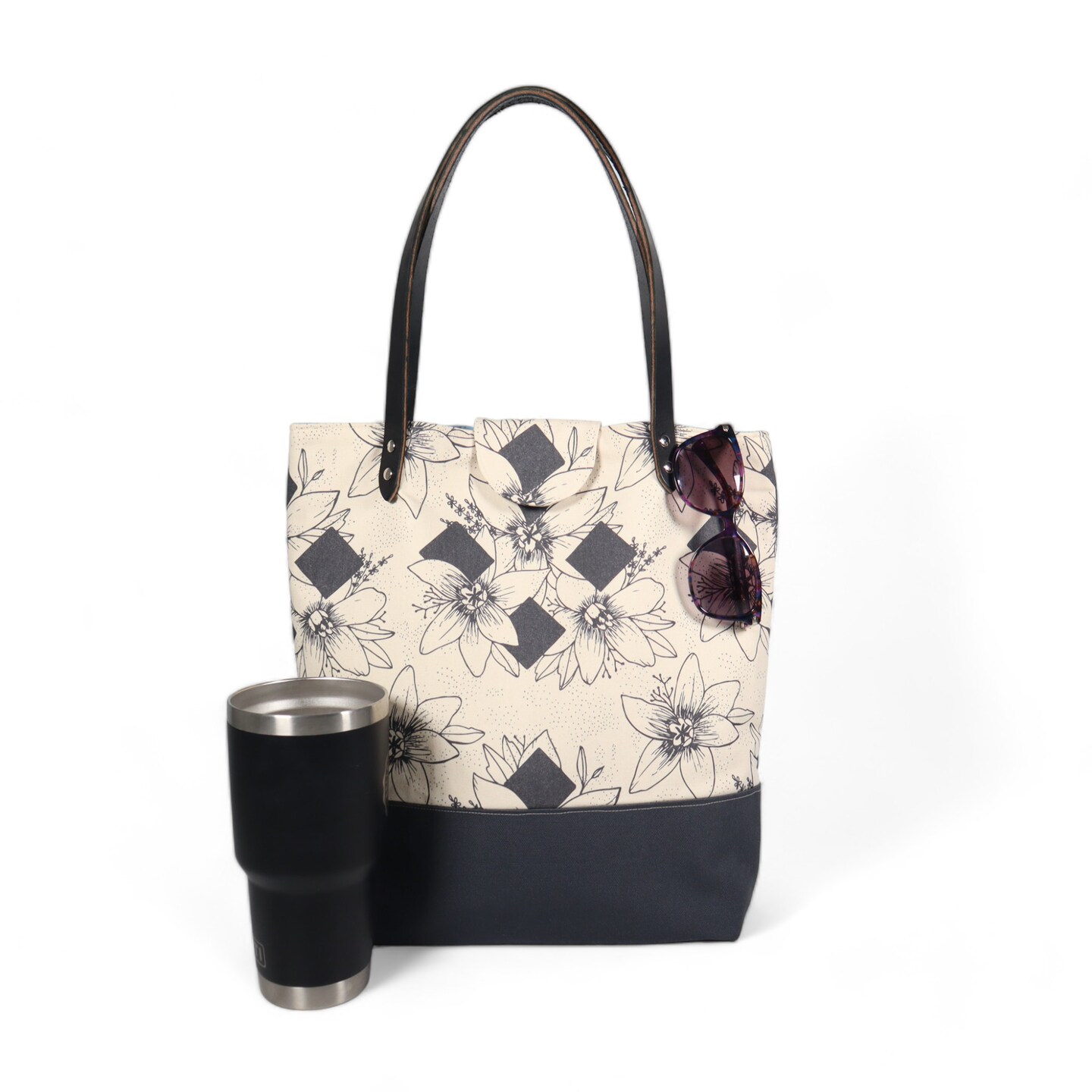 Crosscut Sewing Co.&#xAE; Lincoln Tote Sewing Kit - Beginner Sewing Project Kit