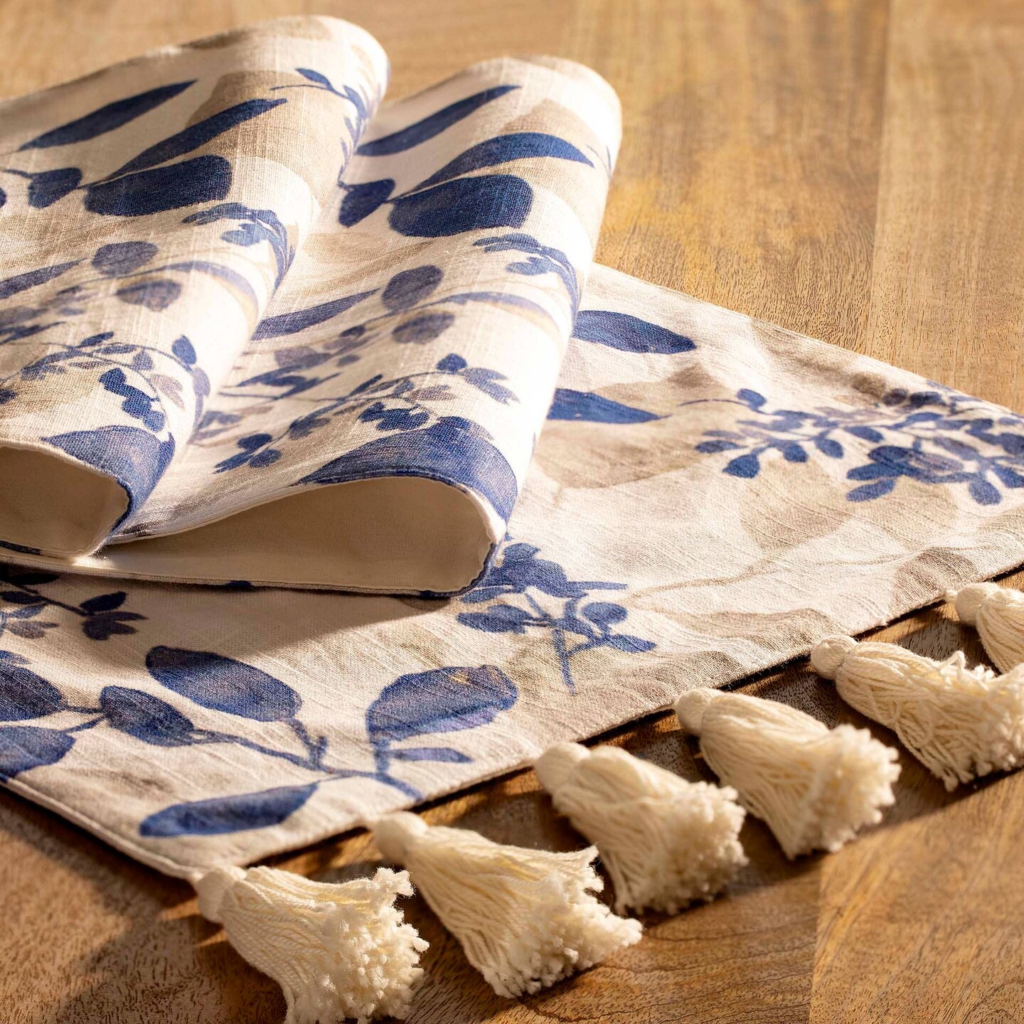Tropical Paradise Linen Table Runner - 100% Cotton, Vibrant Dining Accent-14X71.6&#x22;