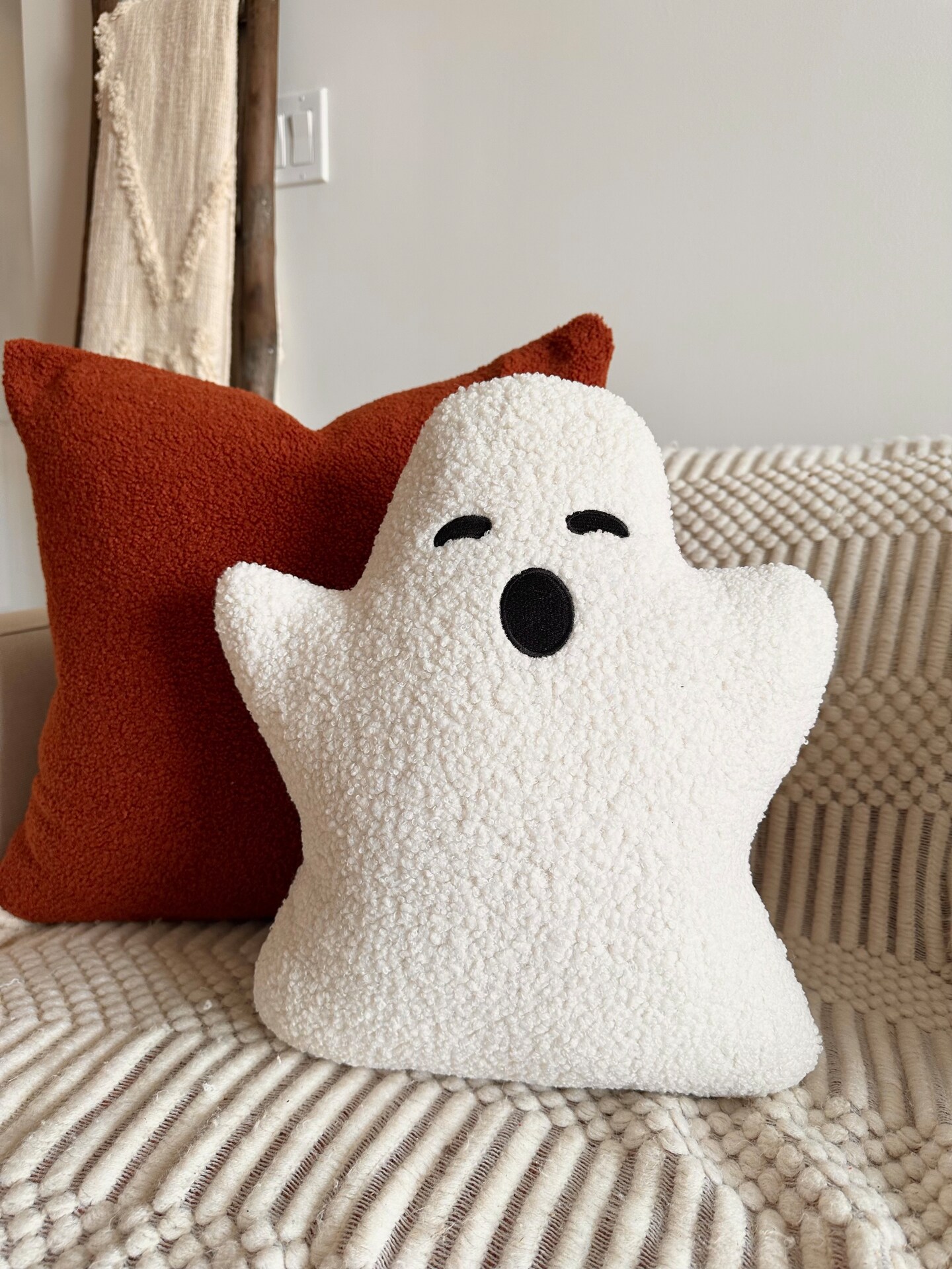 Sherpa Ghost Pillow &#x2013; 13&#x22; x 15&#x22; White Plush Halloween Decor