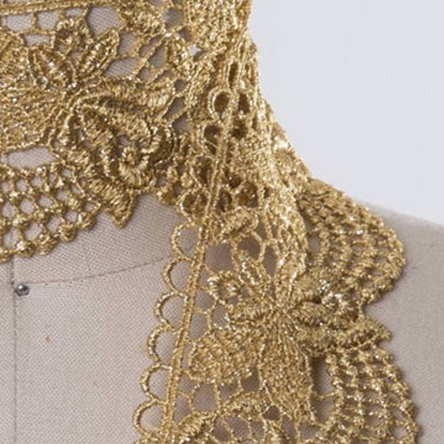 1 Yard Gold Rose Motif Venice Lace Trim with Rough Scalloped Edges for Elegant Decorative Use 2.75 Inch Wide