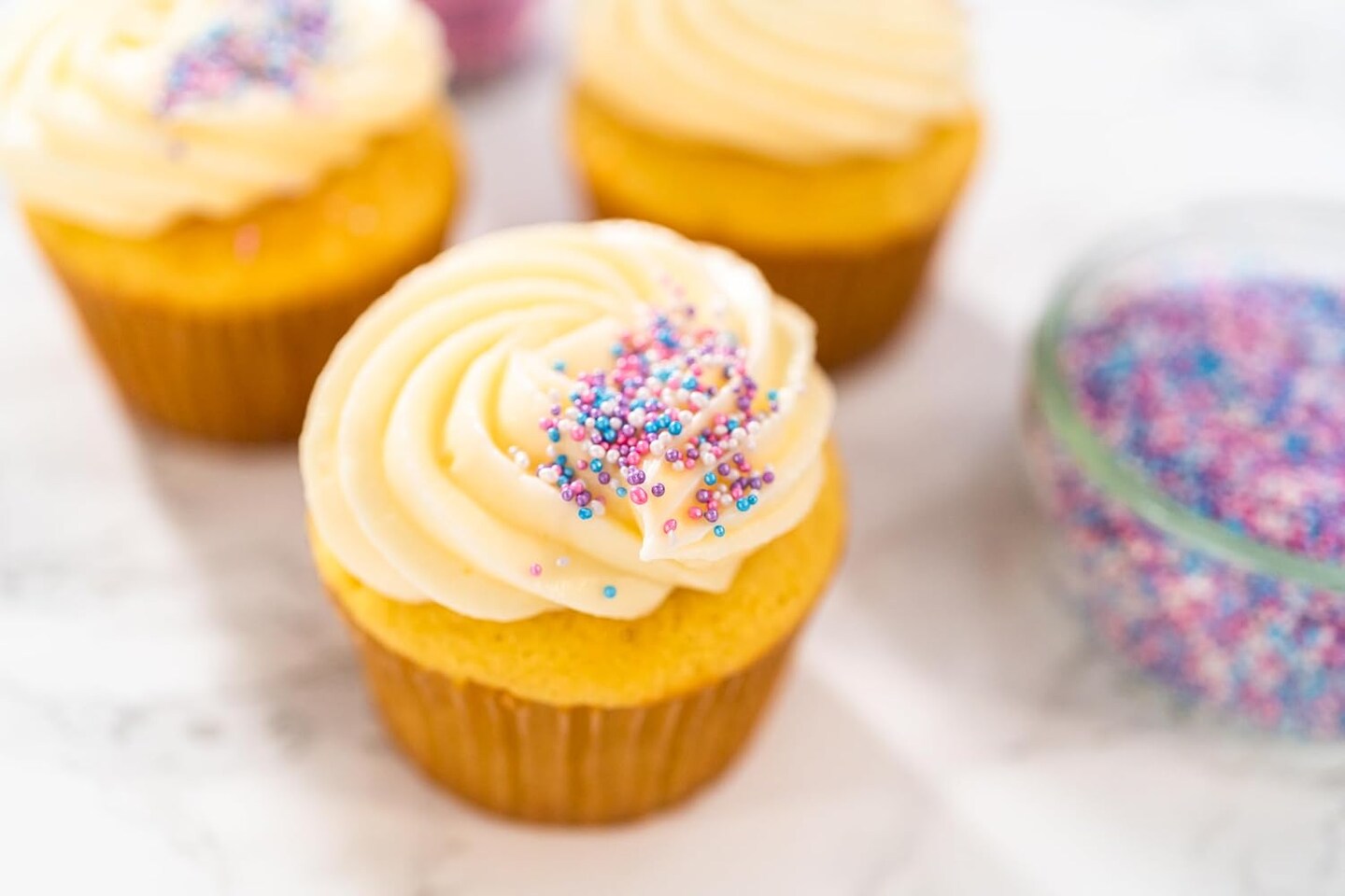 Edible Pastel Colors Nonpareils Sprinkles &#x26; Jimmies Sprinkles for Cupcakes 9.4 ounces, Pastel Sprinkles Edible for Cake Decorating (Made in USA)