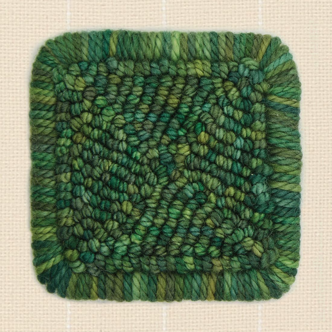 The Oxford Company Violet Jane 100% Wool Variegated Hand-Dyed Rug Yarn 4 Oz. Skein (approx. 55 yds)