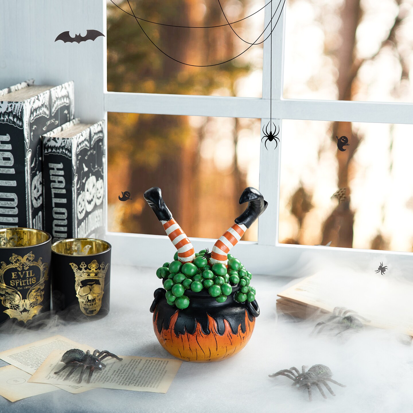 8.75&#x27;&#x27;H Halloween Polyresin Witches With Cauldron Table Decor