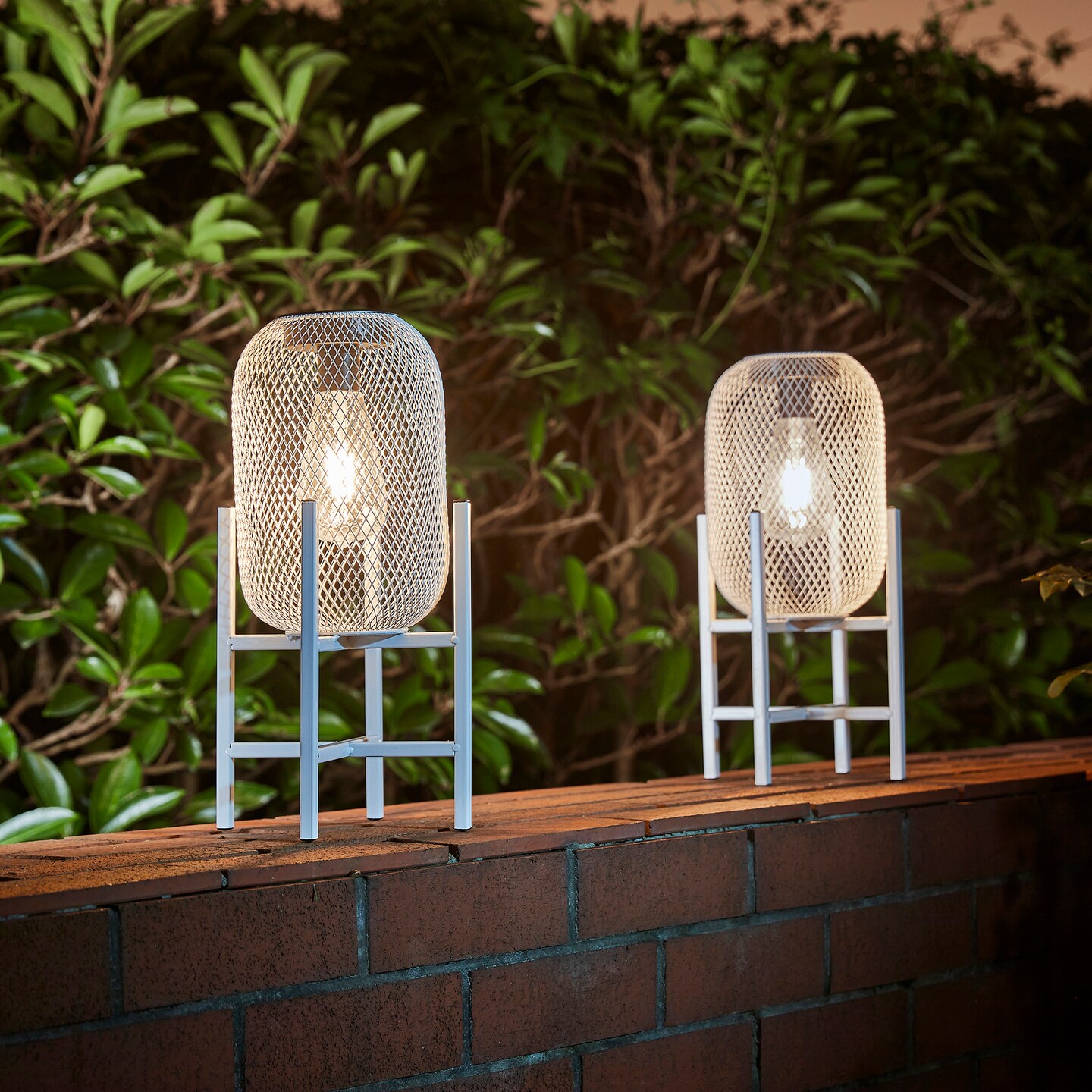 Set of 2 White Metal Mesh Solar Powered Edison Bulb Outdoor Lantern with Stand