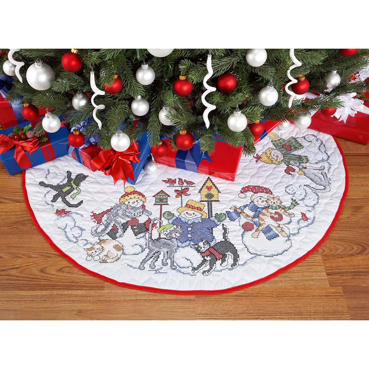 Herrschners Snowmen & Furry Friends Tree Skirt Stamped Cross-Stitch