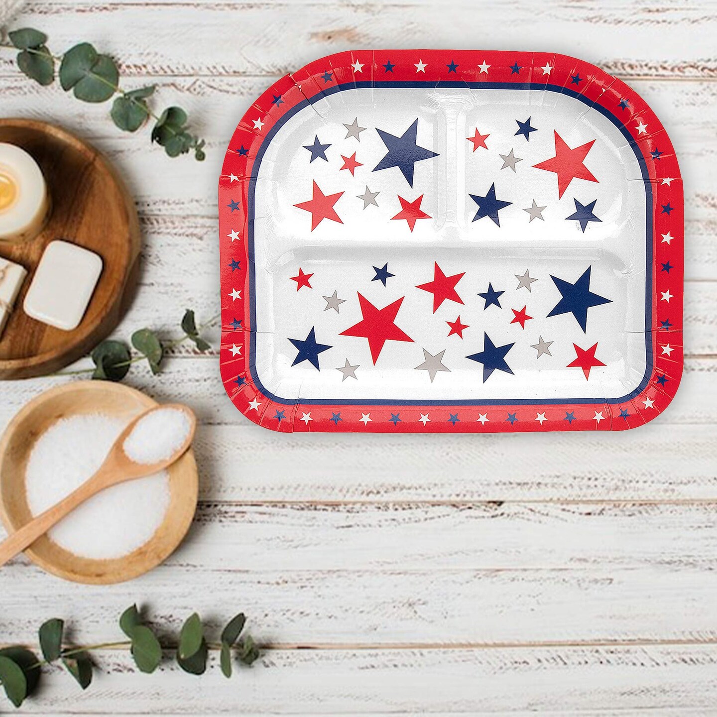 8 Count Patriotic Party Star Paper Dinner Plates with Compartments Red White Blue 8x9.5"