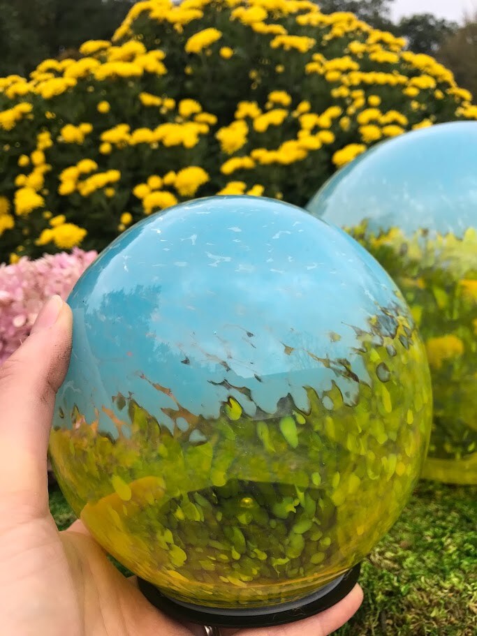 Garden Globe - Solar Light