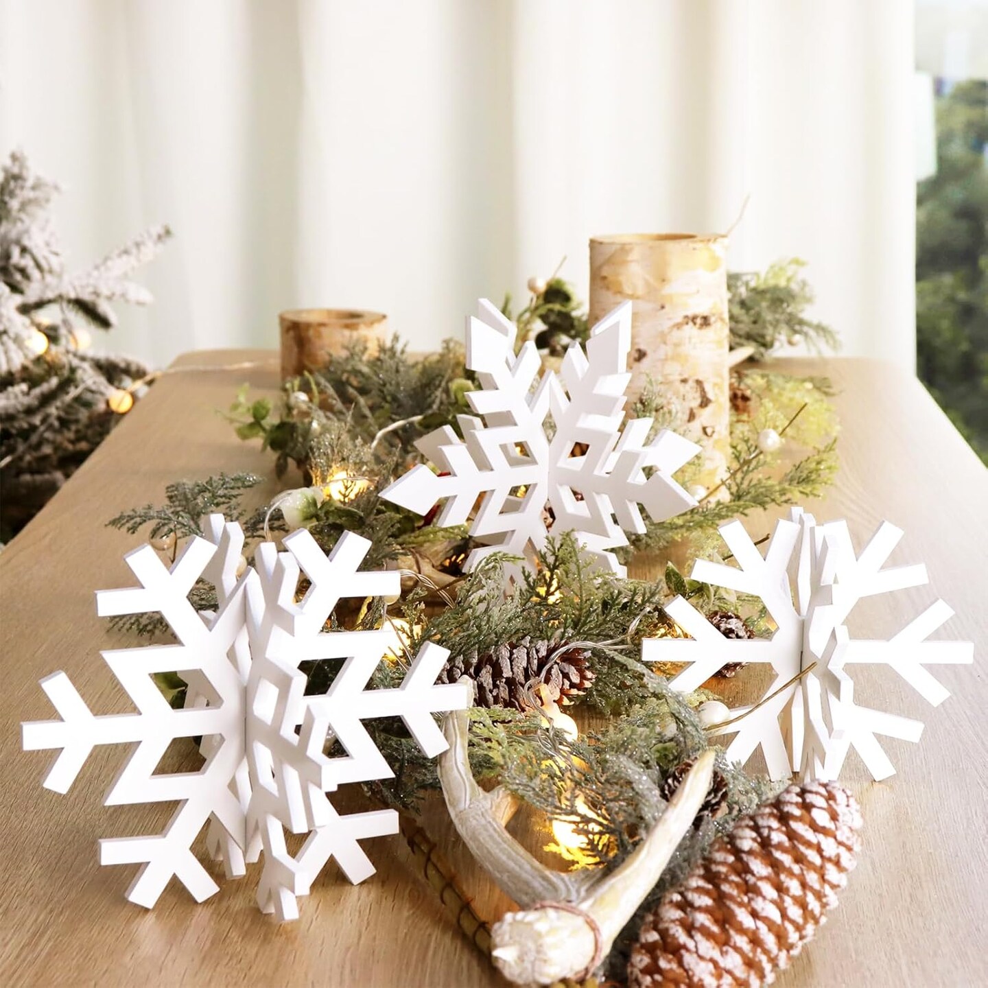 Christmas Table Wooden Sign, 3 Pcs White Snowflake Christmas Rustic Farmhouse Table Decoration,Multiple Sizes Christmas Tiered Tray Decor for Xmas New Year Winter Holiday Home Decorations