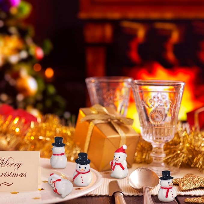Types Christmas Tiny Resin Snowman Decoration with Top Hat Xmas Micro Landscape Ornament Mini Garden Dollhouse Accessories for Crafts DIY Xmas Winter Party
