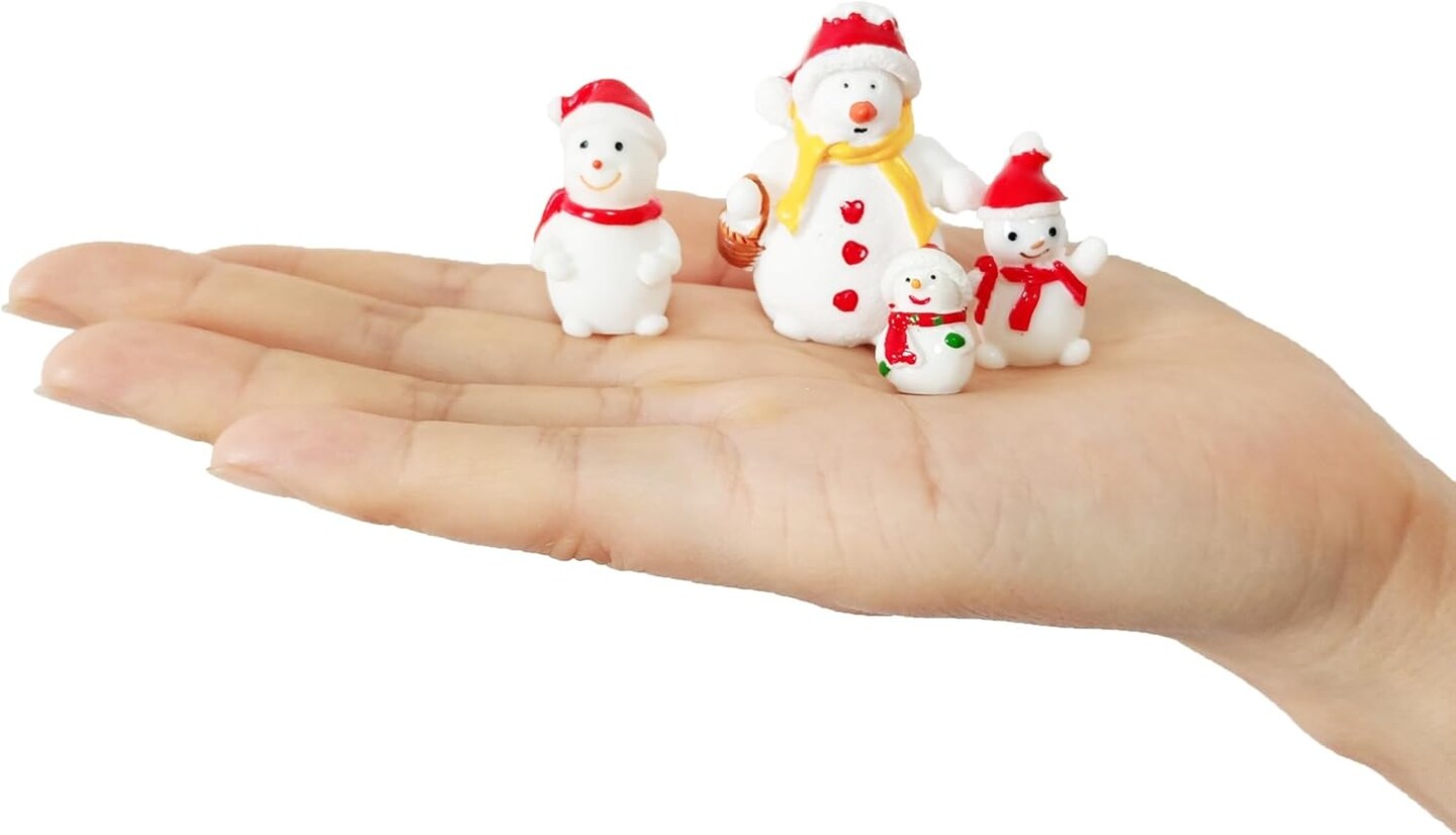 30 Styles Mini Resin Snowman Miniature Christmas Figurines Tiny Figures Bulk for Xmas Snow Globe Fairy Garden