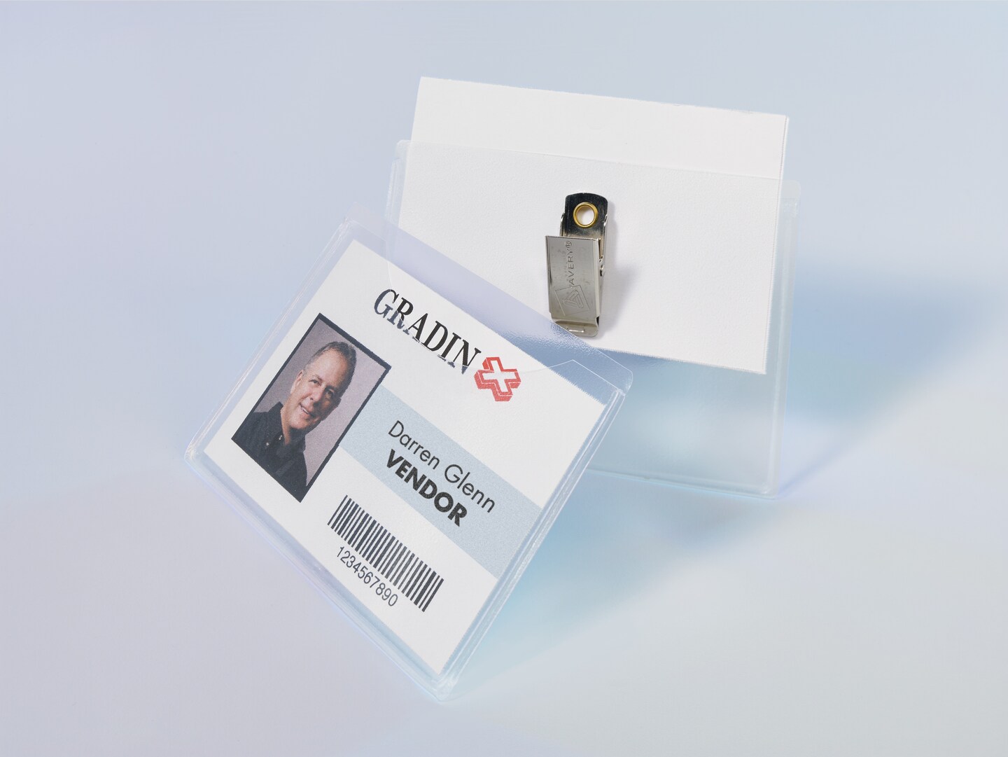 Avery Clip Style Name Badges, 2-1/4&#x22; x 3-1/2&#x22;, (2 Pack of 74651)