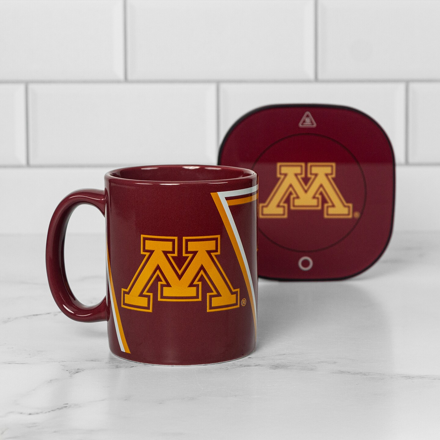 Uncanny Brands Minnesota Golden Gophers 12oz Mug Warmer Set