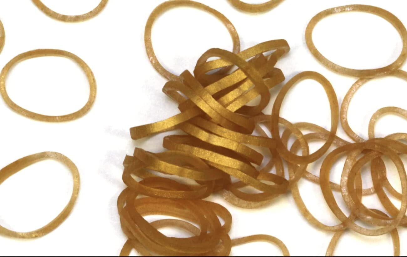 &#xAE; Gold Rubber Bands with 24 C-Clips (600 Count)