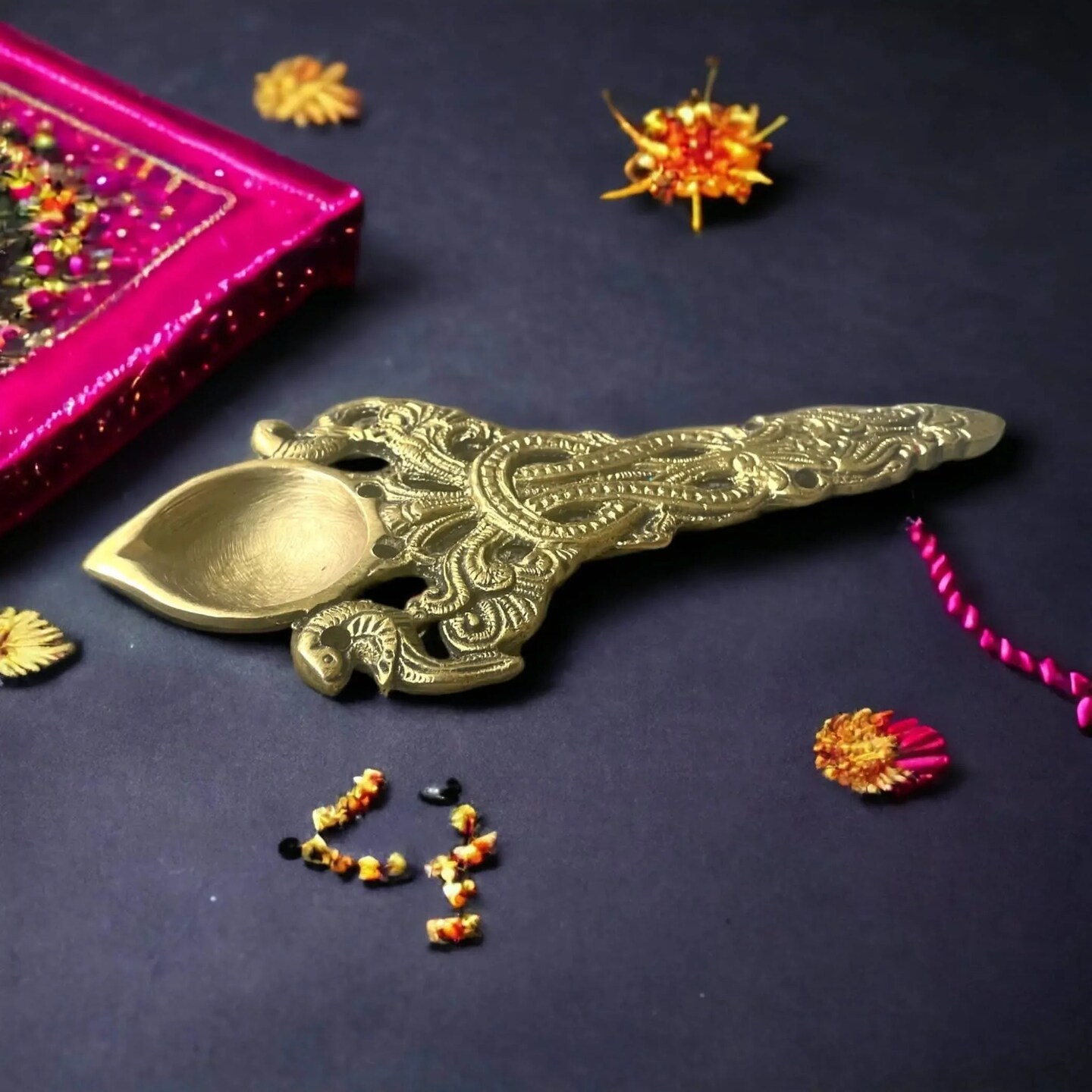 Brass Pooja Aarti Spoon 1 Pc Diya Twin Peacock Design Round Hawan Spoon for Pouring Ghee in Hawan Kund Diwali Gift Ethnic Indian Aarti Spoon Wedding Return Gifts Home Temple Decor