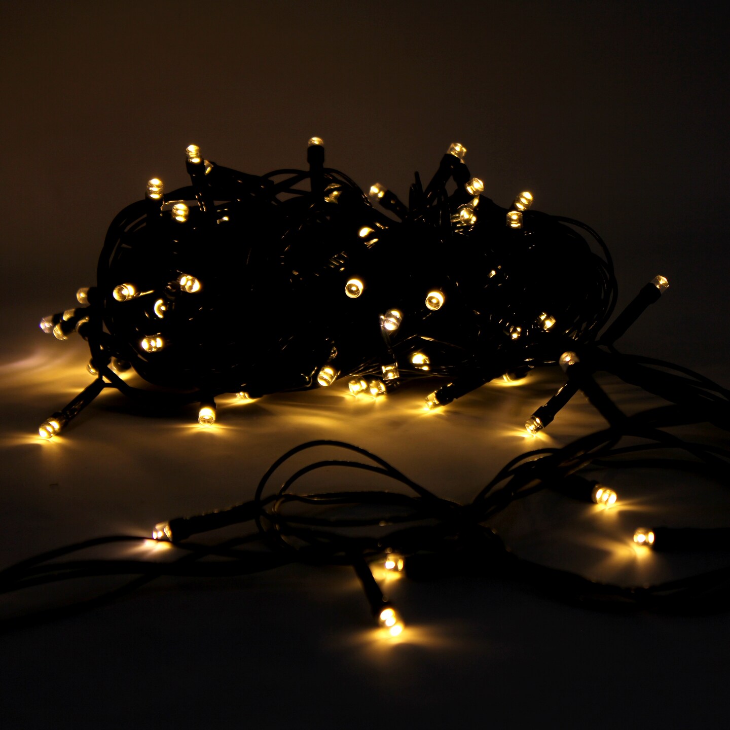 Perfect Holiday 100 LED String Lights Waterproof Outdoor Flashing