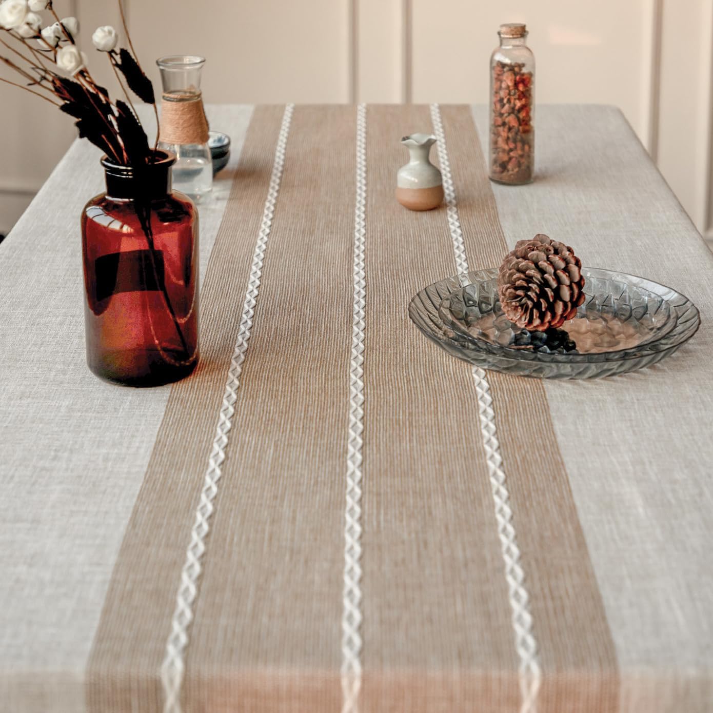 Tablecloths, Waterproof Table Cloth, Linens Wrinkle Free Anti-Fading, Rustic Table Cover Decoration for Kitchen Dinning Christmas(Rectangle/Oblong, 55&#x27;&#x27;x140&#x27;&#x27;,12-14 Seats, Light Coffee)