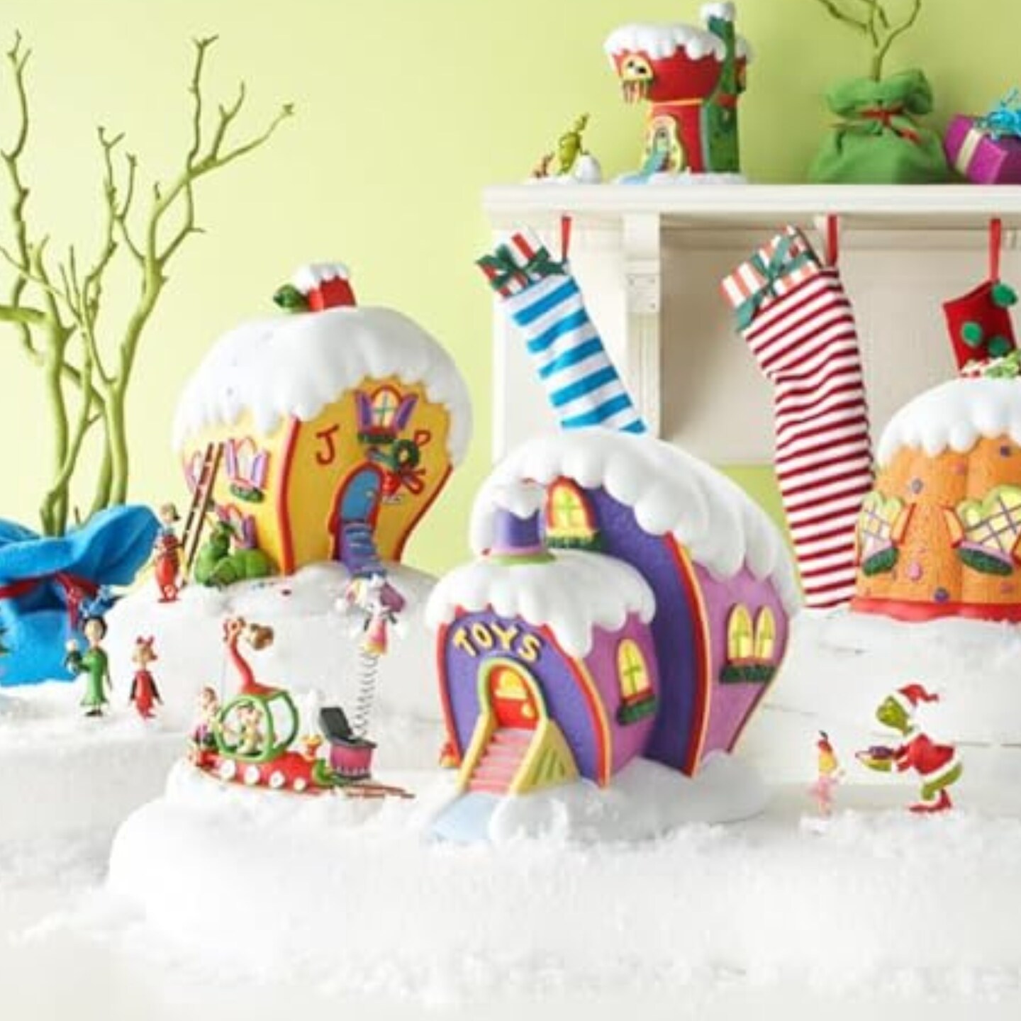 Kitcheniva Who's With Their Toys Grinch Village Christmas Ornaments