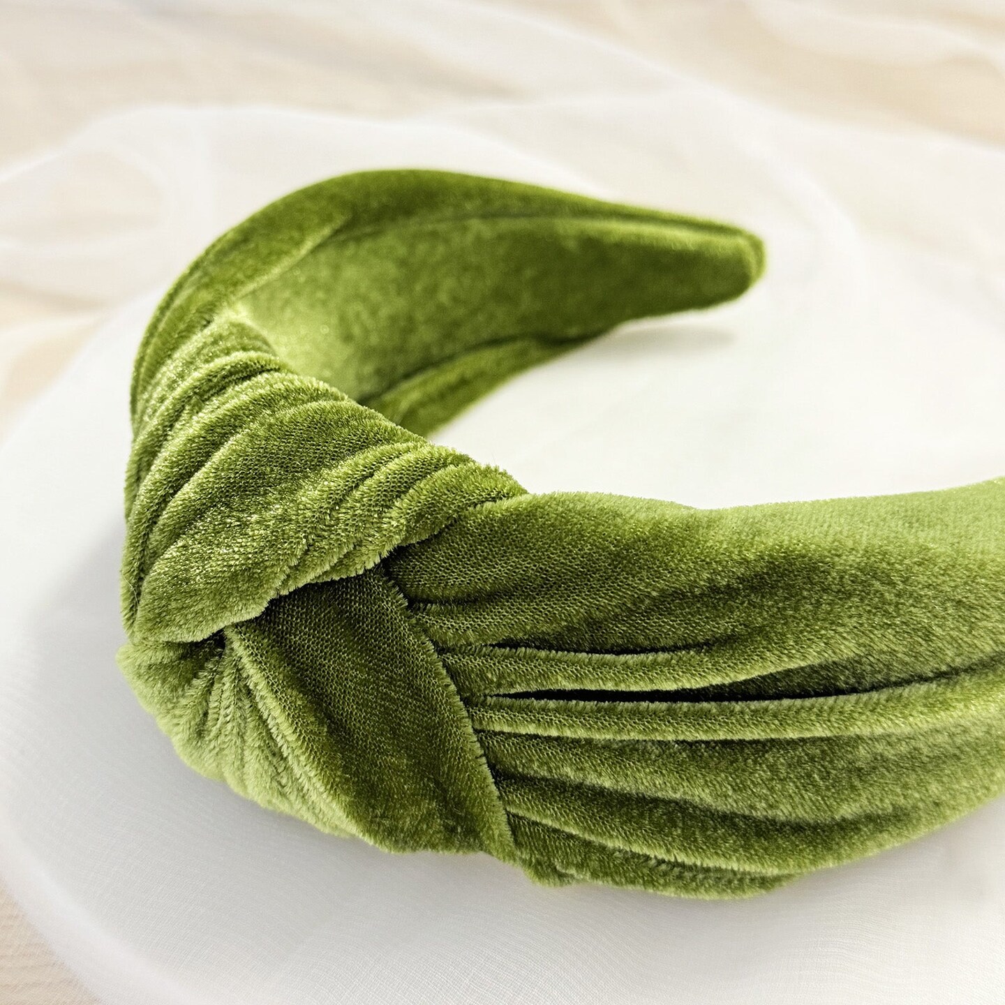 Wrapables Wide Knotted Velvet Headbands, Top Knot Velvet Headbands for Women and Girls, Apple Green