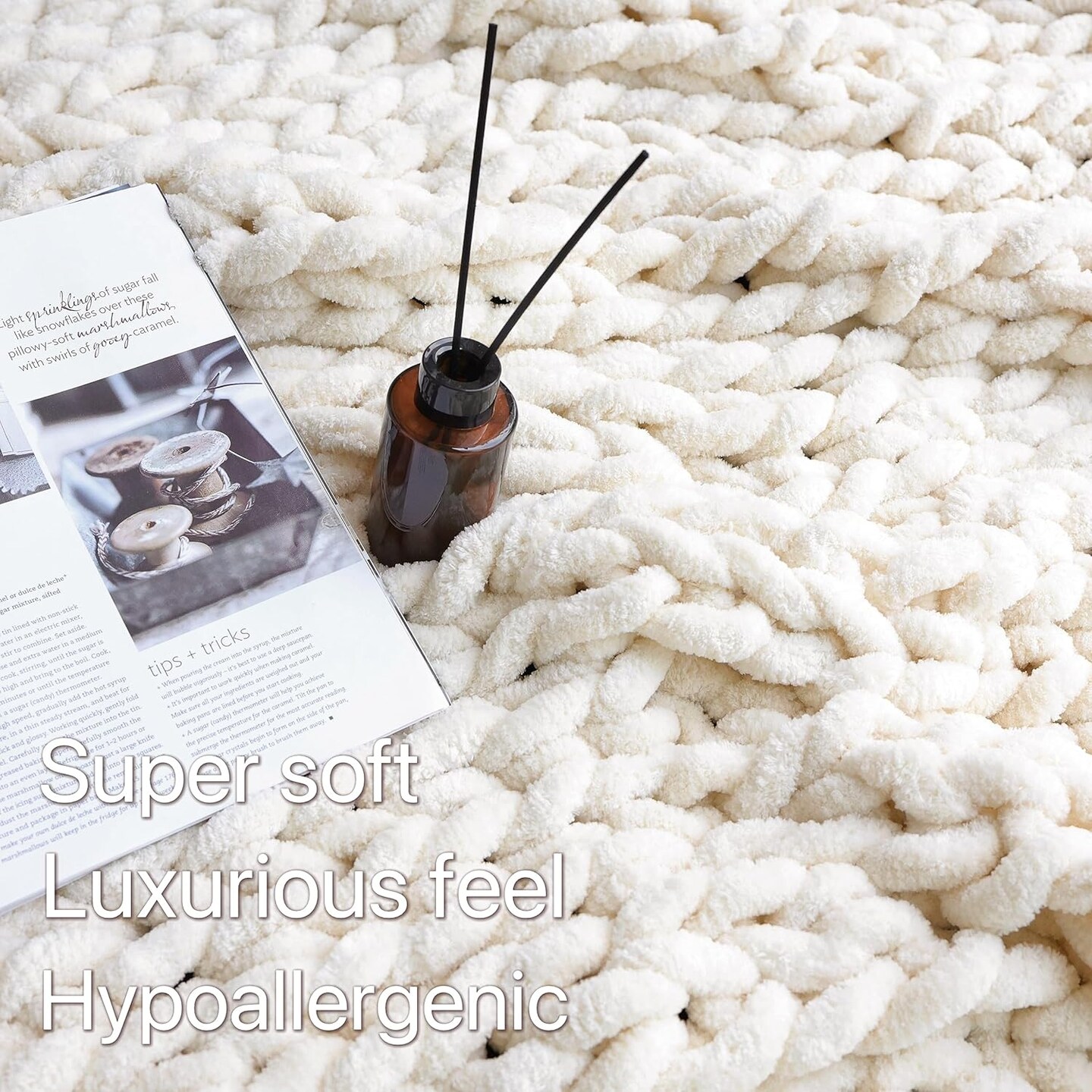 Chenille Chunky Knit Blanket Throw &#xFF08;40&#xD7;50 Inch&#xFF09;, Handmade Warm &#x26; Cozy Blanket Couch, Bed, Home Decor, Soft Breathable Fleece Banket, Christmas Thick and Giant Yarn Throws, Cream
