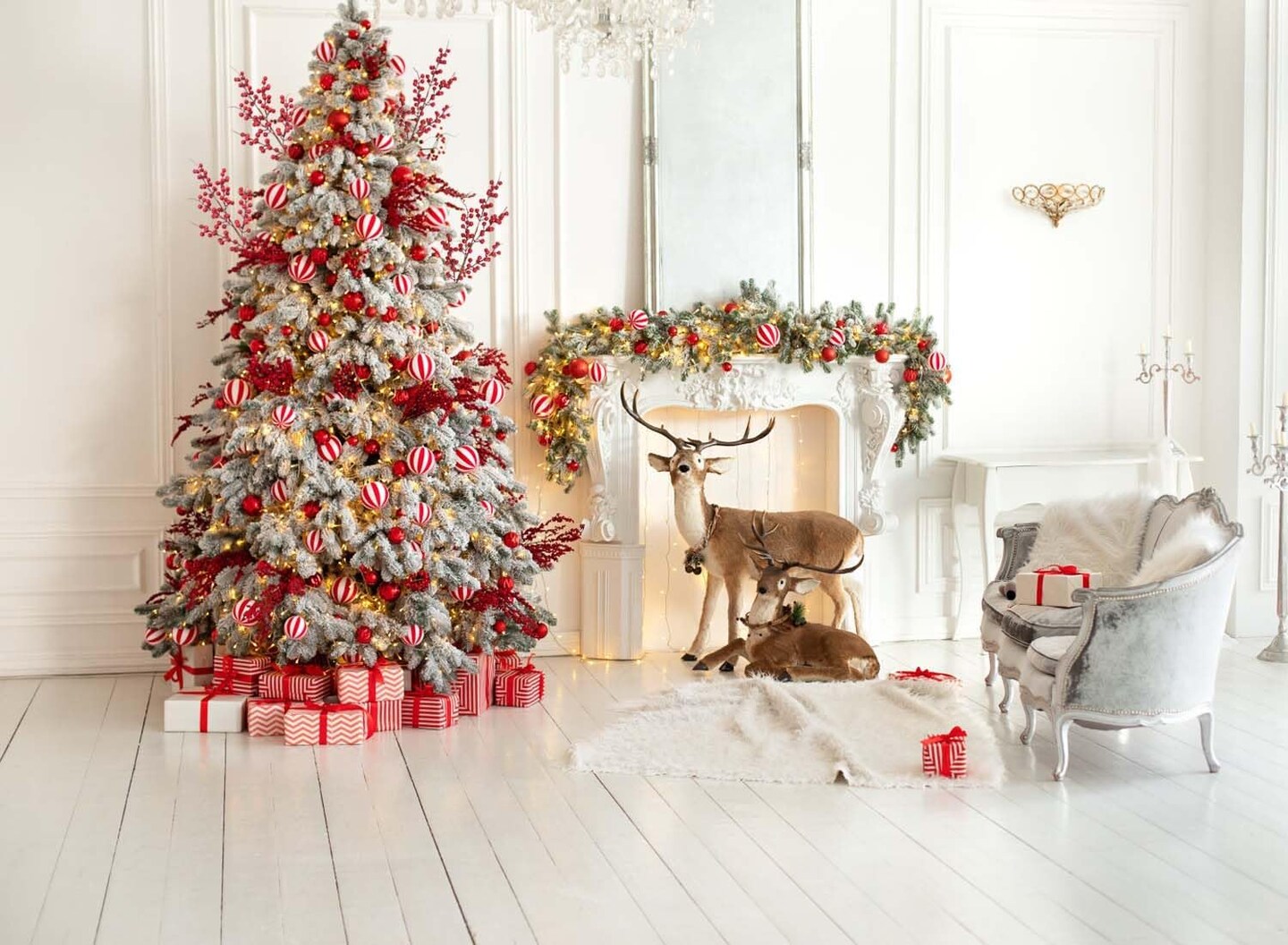 Long Christmas Red Berries Faux Red Berry Picks for Christmas Tree, Red Holly Berry Branches for Christmas Floral Arrangements Vase Decorations