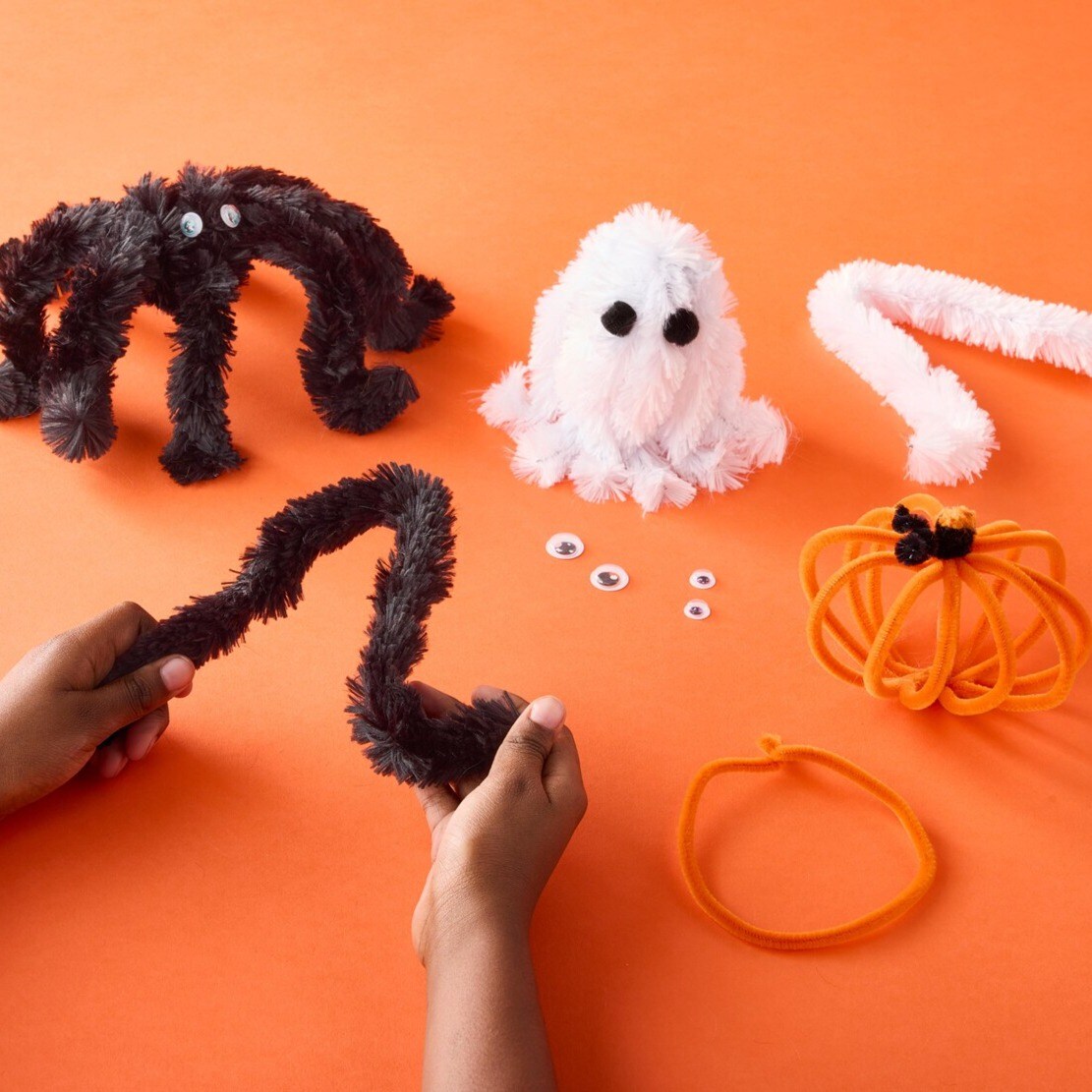 Lil’ Witching Hours: Chenille Stem Ghost or Spider