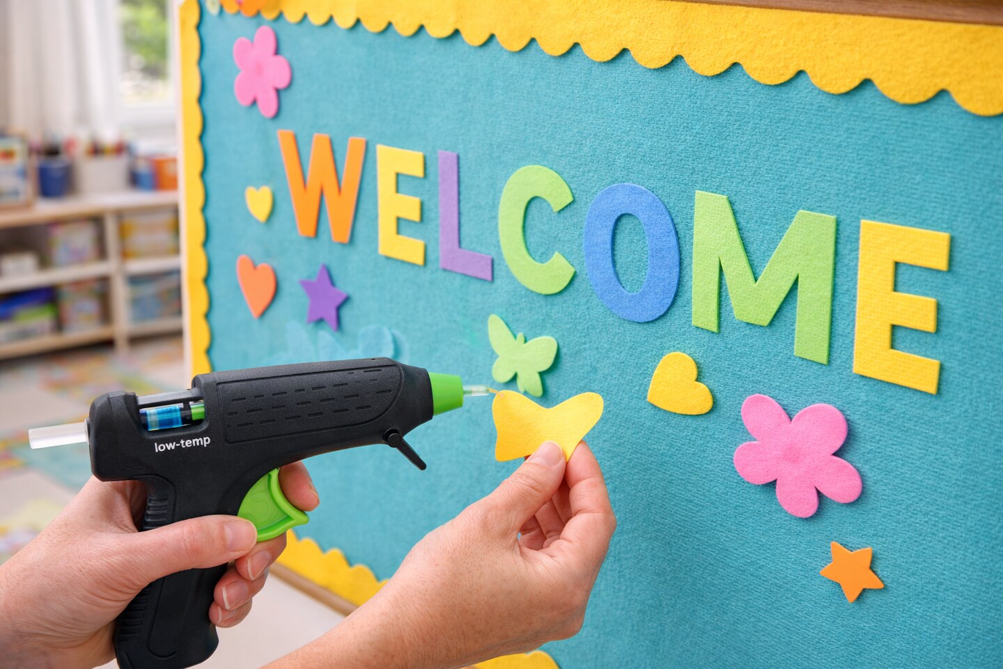 Hot Glue Gun – Small Low Temp, Large 40W, or Dual Temp 40W Craft Glue Gun for DIY, Classroom & Home Projects