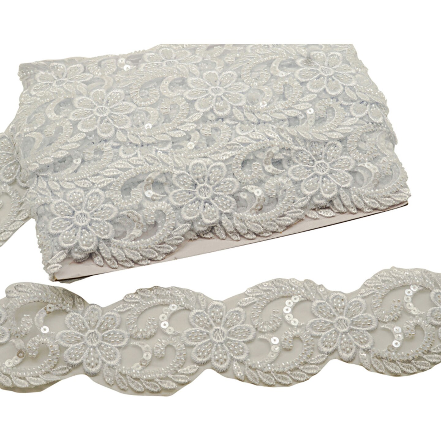 2 3/4&#x22;x 10 yards White Beaded Sequin Trim
