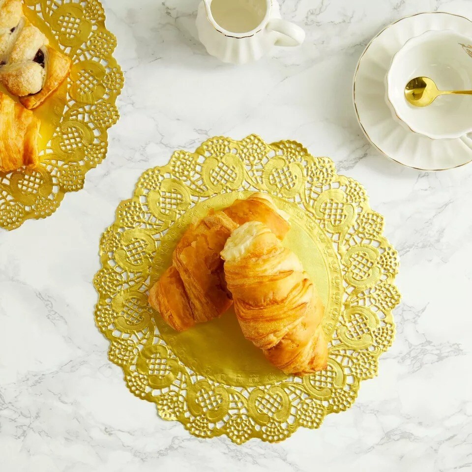 60 Pack Round Paper Placemats, Disposable Doilies for Tables, Gold Lace, 12"