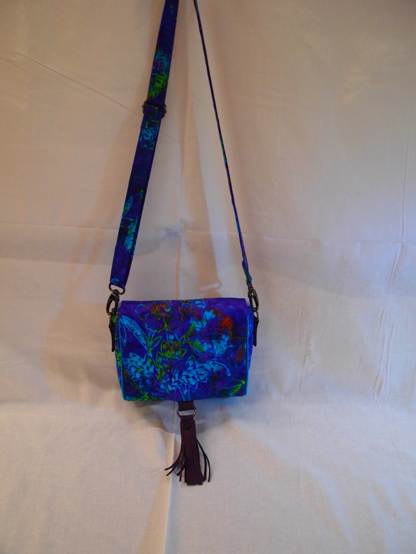 The Sweet Pea Saddle Bag MakerPlace by Michaels