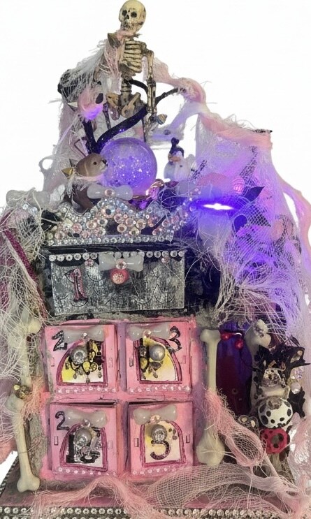 Haunted Halloween House (Pink-Black): Advent Calendar for Pet