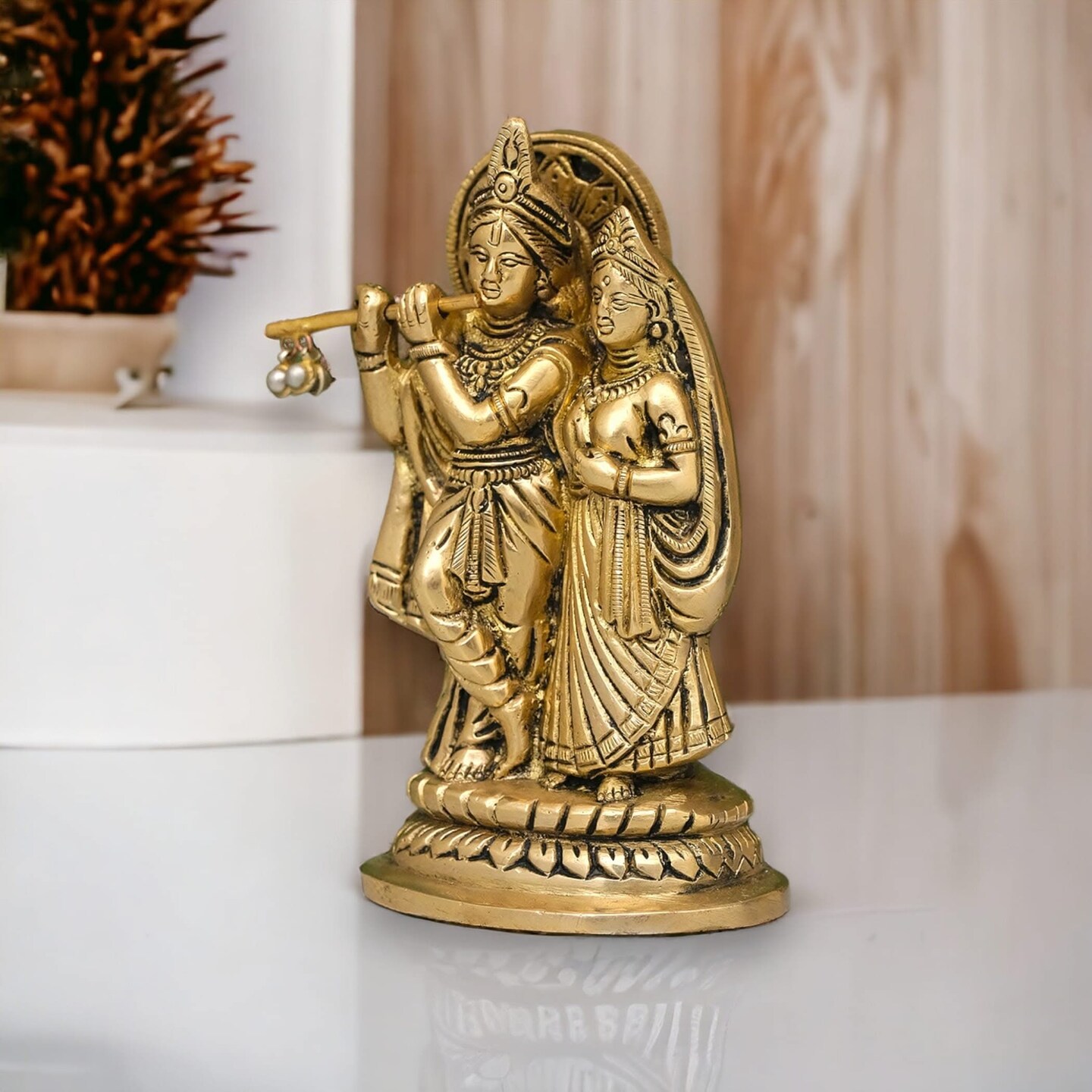 Brass Radha Krishna Statue Hindu God Religious Lord Krishna with Radha Rani Murti Idol - Sculpture for Home Temple Mandir Pooja Decor - Decorative Showpiece Housewarming Gift (5.5 Inches)