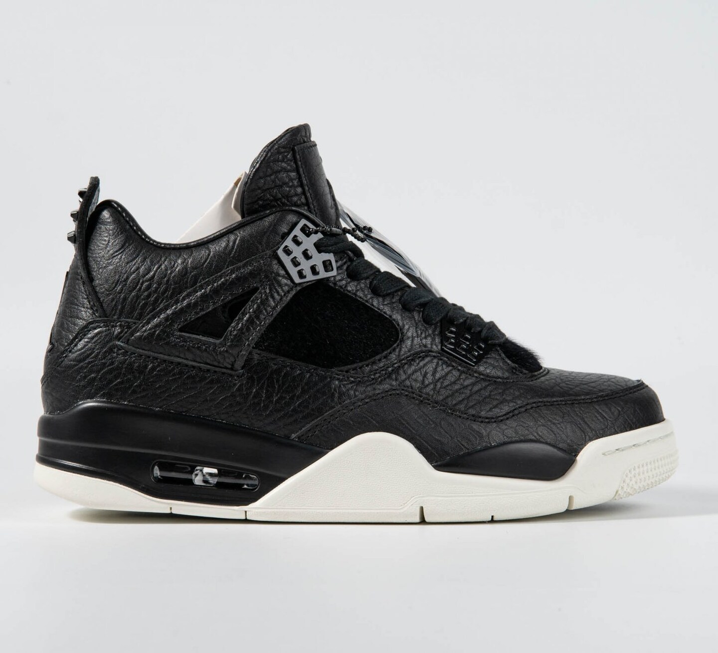 【タケチ】air jordan 4 premium black pony Air Jordan 4 Retro Pony Hair Black Shoes | MakerPlace by Michaels