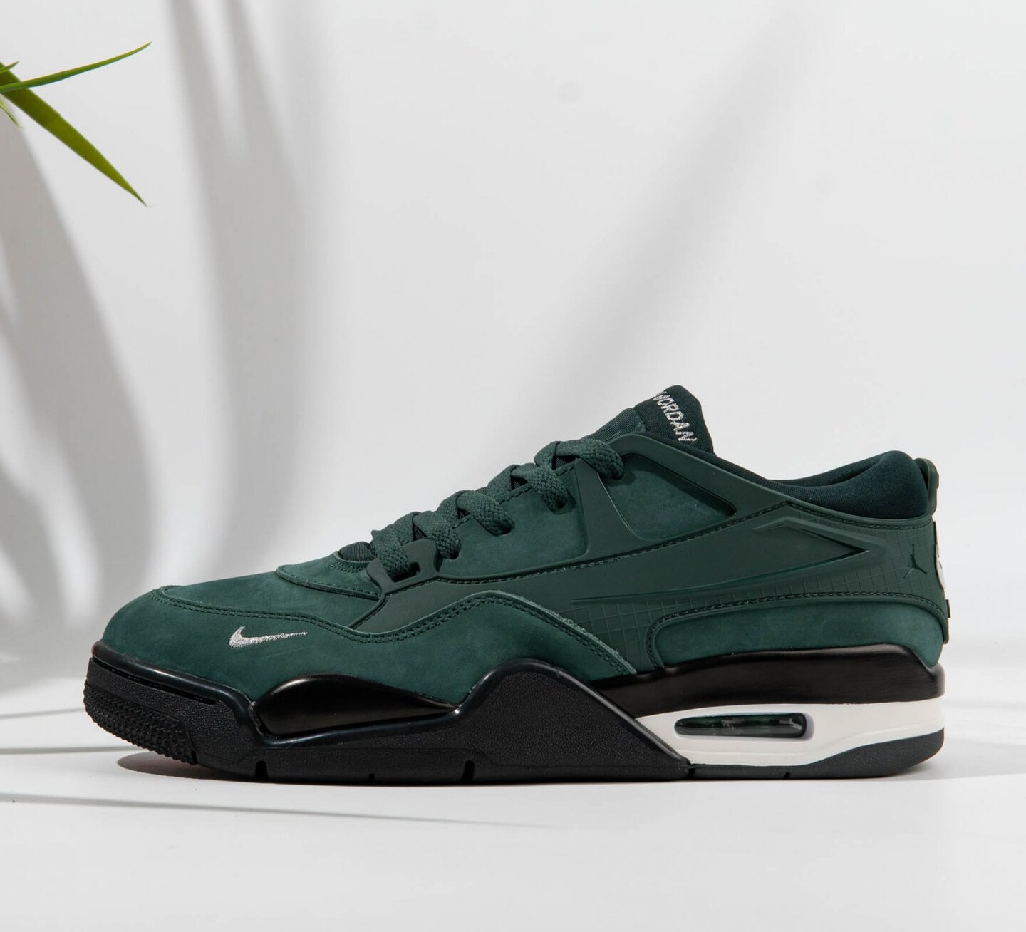 Air Jordan 4 RM SP Nigel Sylvester Grandma's Driveway Shoes