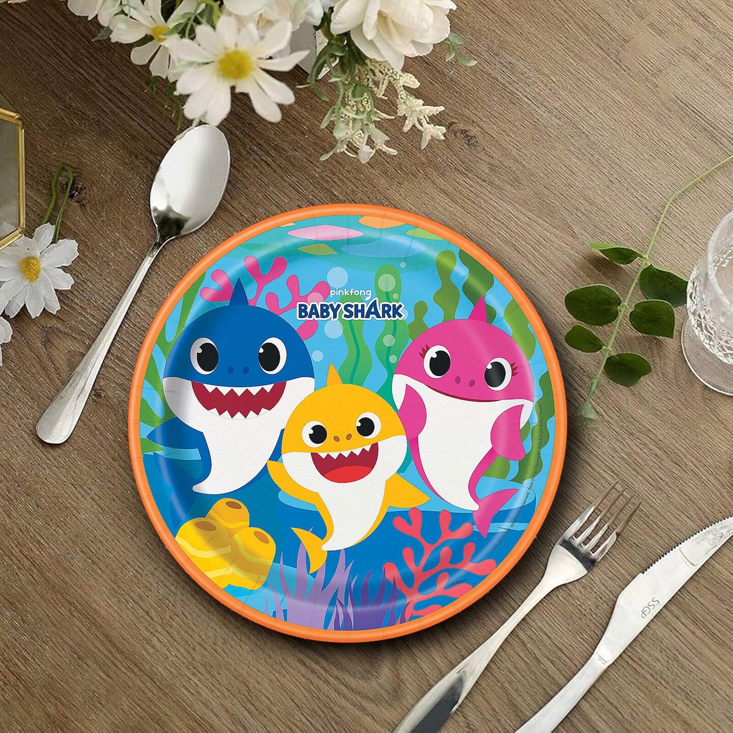 8 Count Baby Shark Party Paper Dinner Plates 9" Durable Disposable Plates for Kids’ Birthday & Classroom Parties