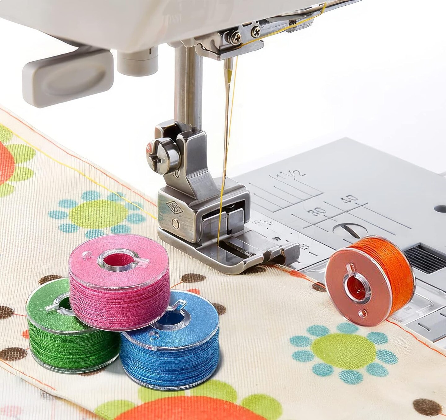 36pcs Sewing Machine Bobbin Thread with Case and Measuring Tape