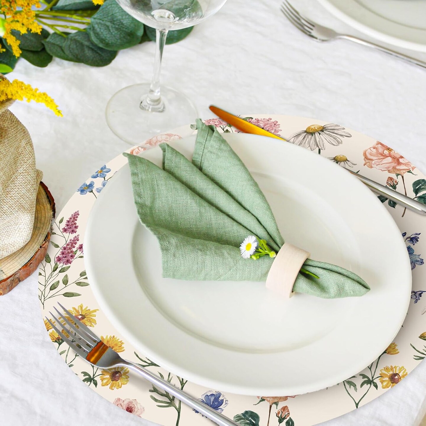50Pcs Floral Round Paper Placemat Wildflower Disposable Place Mat Retro Floral Decorative Paper Table Mat for Spring Wedding Bridal Shower Party Table Setting, 13 x 13 Inch
