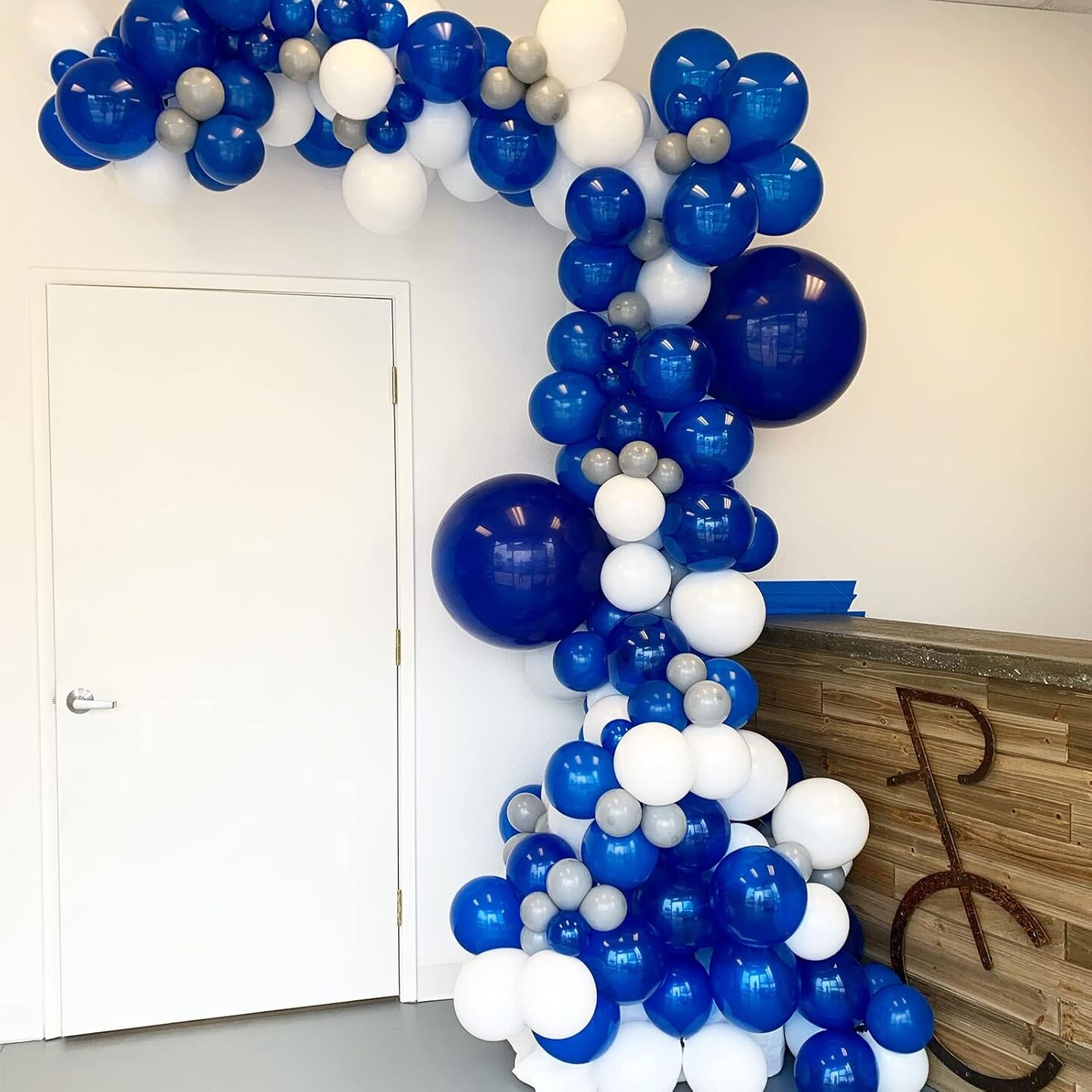 130pcs Navy Blue Balloons Different Sizes 18&#x22; 12&#x22; 10&#x22; 5&#x22; Dark Blue Balloons