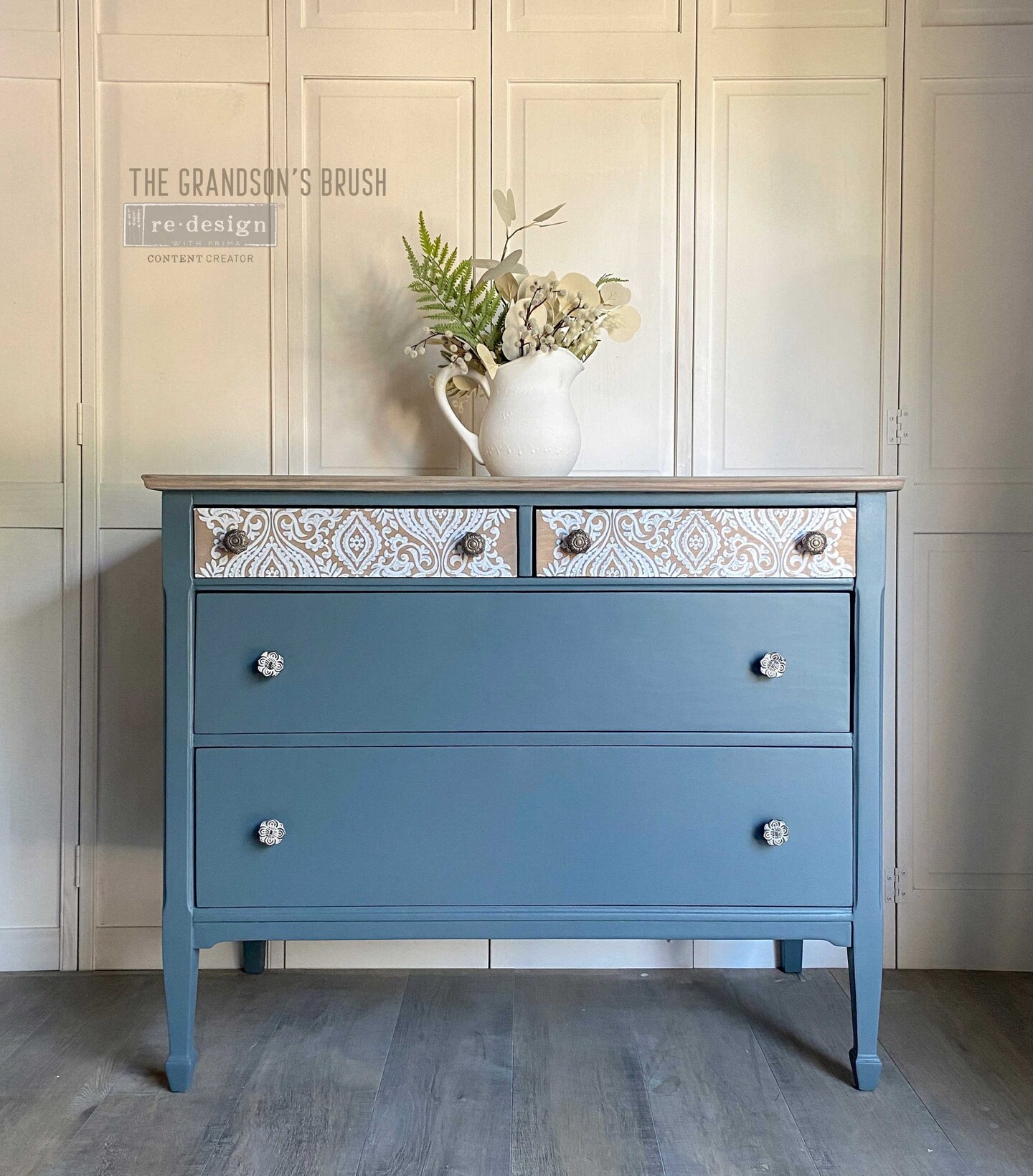 Decor Transfers® 24x35 - White Engraving - total sheet size 24"x35", cut into 3 sheets