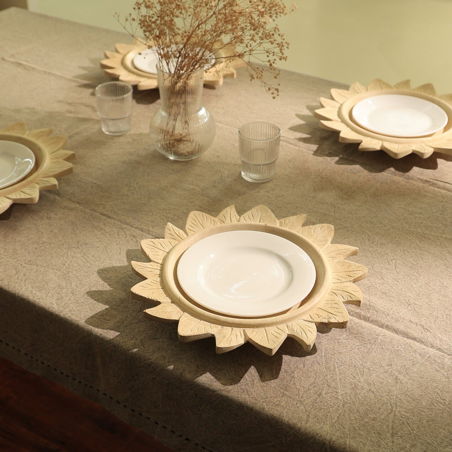 Handcrafted Natural Wood Charger Plates &#x2013; Eco-Friendly, 13&#x201D;