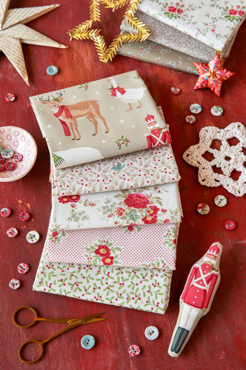 Tilda Merry Little Christmas Charm Pack - 40 Pieces 5&#x22; x 5&#x22; - 100% Cotton