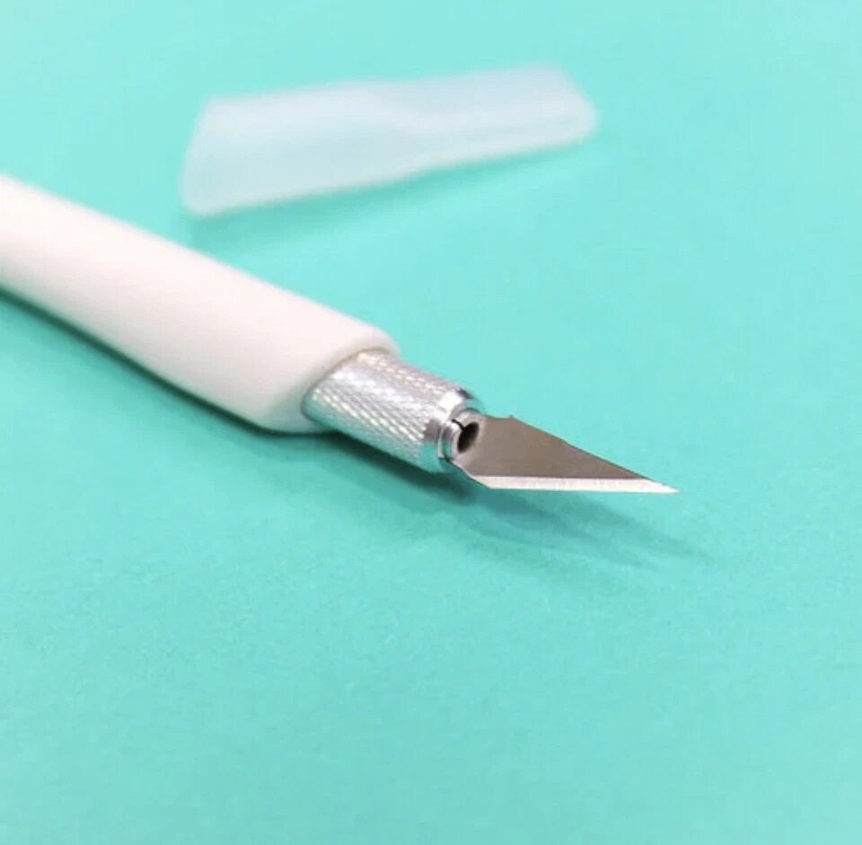 We R Memory Keepers - BASIC HAND TOOLS - CRAFT KNIFE 660244 by American Crafts