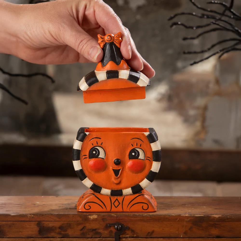 Johanna Parker by Bethany Lowe: Halloween Decor Spooky Laughing